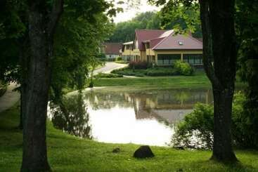 هتل Conference Center And Restaurant Backonys