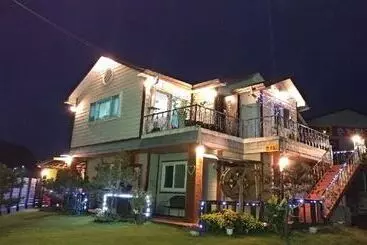 Gapyeong Namiseom Seomnaru Pension