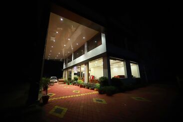 Hotel The Grand Jabalpur