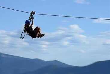 קוטג'' Mechem Dr Apache Village & Cabins By Vtrips