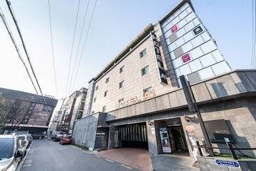 فندق على الطريق Suwon A1