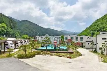 ペンション Muju The Haru Pool Villa