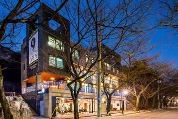 Gongju The Shim Pension