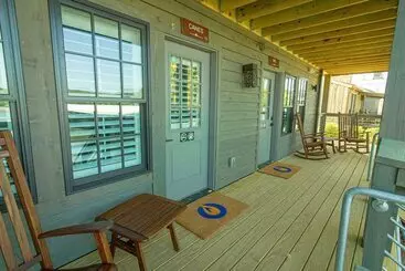 Hotelli Wildwood Resort & Marina