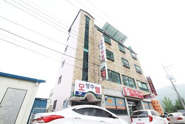 Motel Uiryeong Seongsu