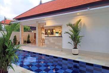 膳宿费 The Eight Bali   Seminyak