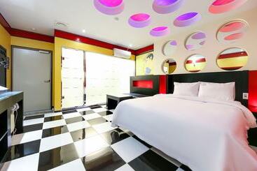 Sacheon Gung Self Checkin Motel