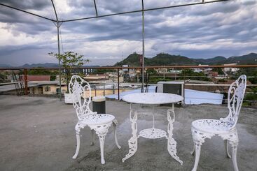 هتل Mediterraneo Inn