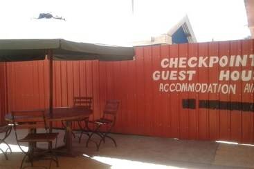 Nocleg ze śniadaniem Check Point Guest House