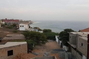 پانسیون Chez Medzo