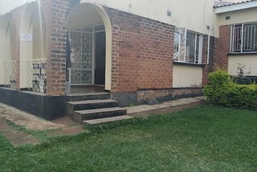 بنسيون Domino Lodge