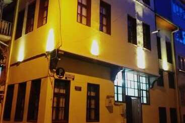 پانسیون Konak Suit Apart