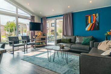 Курорт Europarcs De Kraaijenbergse Plassen