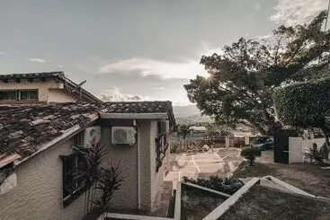 تختخواب و صبحانه Casa Lago Boutique