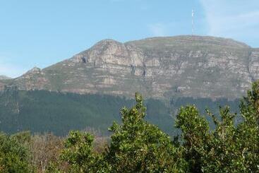 مبيت وإفطار Elephant S Eye Lodge