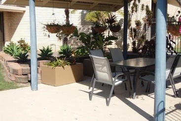 Gladstone Village Motel