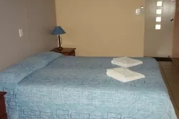 Gladstone Village Motel