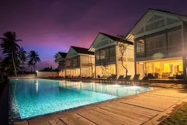 Hotel Sri Sharavi Beach Villas & Spa