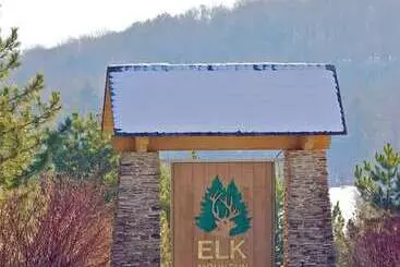 Mökkimajoitus Equestrian House  Estonian Suite