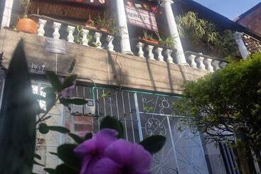 Hostal Monets Poblado