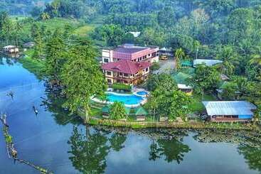 Hotel Sunrise Garden Lakeresort