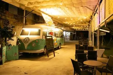 تختخواب و صبحانه Blue Sea Sunny Sea View Homestay