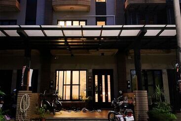 Albergue Wave Backpackers