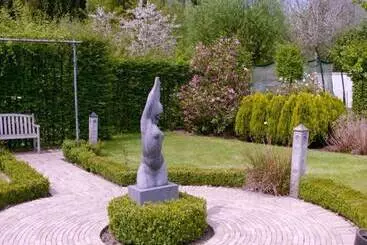 Hotel B2b Flats Ternat