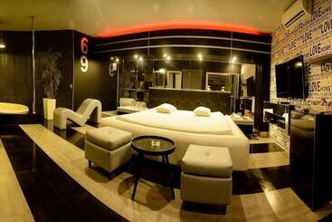 호텔 Orei Suites & Spa