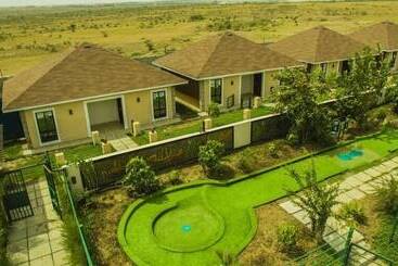 Hotel Galaxy Resort And Lounge