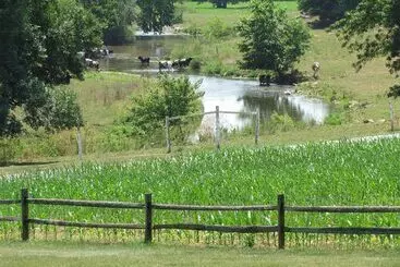 Hotelli Smoketown Inn