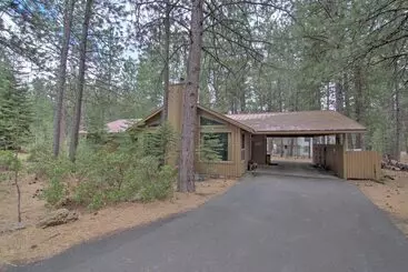 Mökkimajoitus Lynx 5