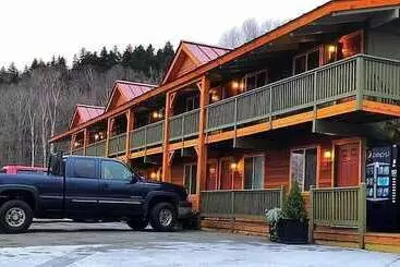 Motelli Moose Mountain Inn