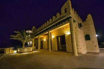 بنسيون Manaret Kerkennah