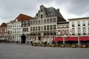 Aamiaismajoitus (B&B) Studio Verhuur Jamzes