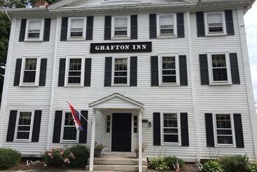 Hunters Grille And Tap At The Grafton Inn