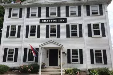 Hunters Grille And Tap At The Grafton Inn