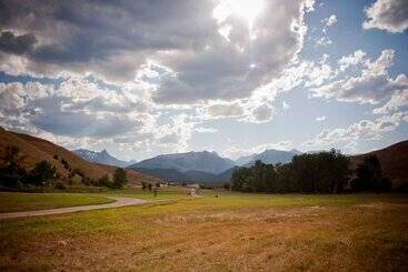 بيت ريفى Rye Creek Lodge