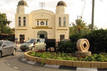 Отель Hapina Shel Michal