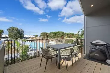 استراحتگاه Tasman Holiday Parks   Papamoa Beach