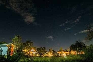 בית מלון כפרי Ban Bang Home Resort