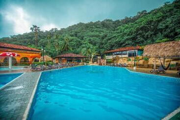 호텔 Condovac La Costa