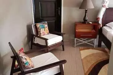 Hotel Living Waters Resort