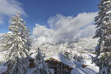 Snow Lodge Hotel Courchevel 1850