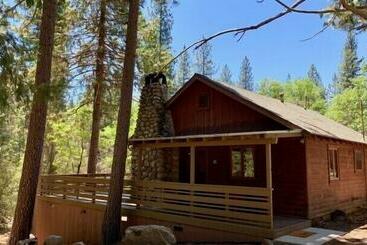 Сельский дом Yosemite Scenic Wonders Along The River