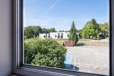 B&b Hotel Annecy Argonay