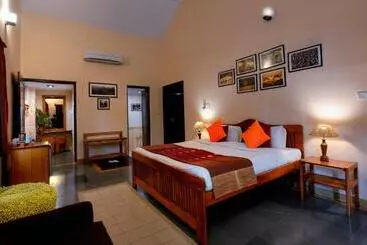 Hotel Pench Jungle Camp