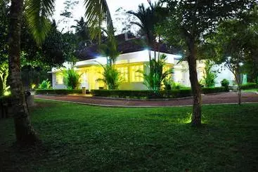 Pansiyon Village Headman S Five Bedrooms Entire Bungalow