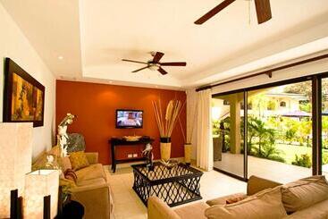 Hotel Casa Del Sol  Villas Catalinas