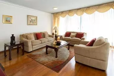Hotel Suites Metropoli